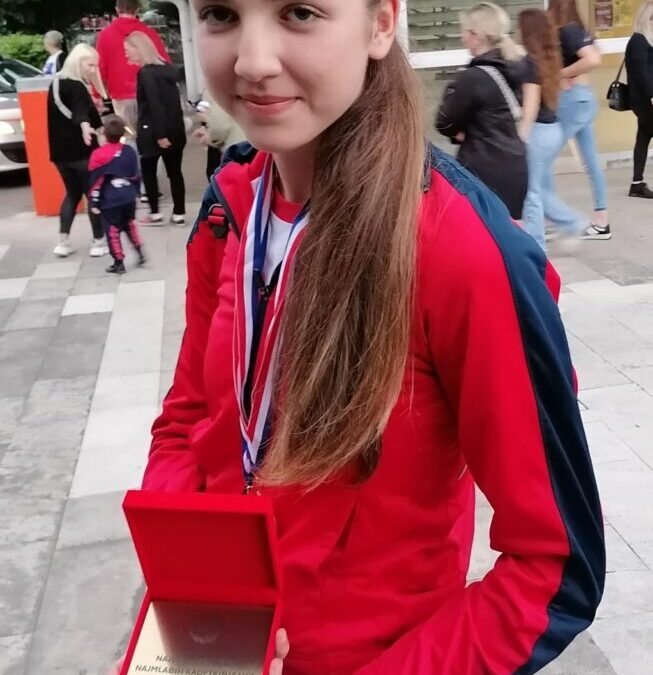 PAULINA KELAVA – U14  NAJBOLJA ODBOJKAŠICA PGŽ-A