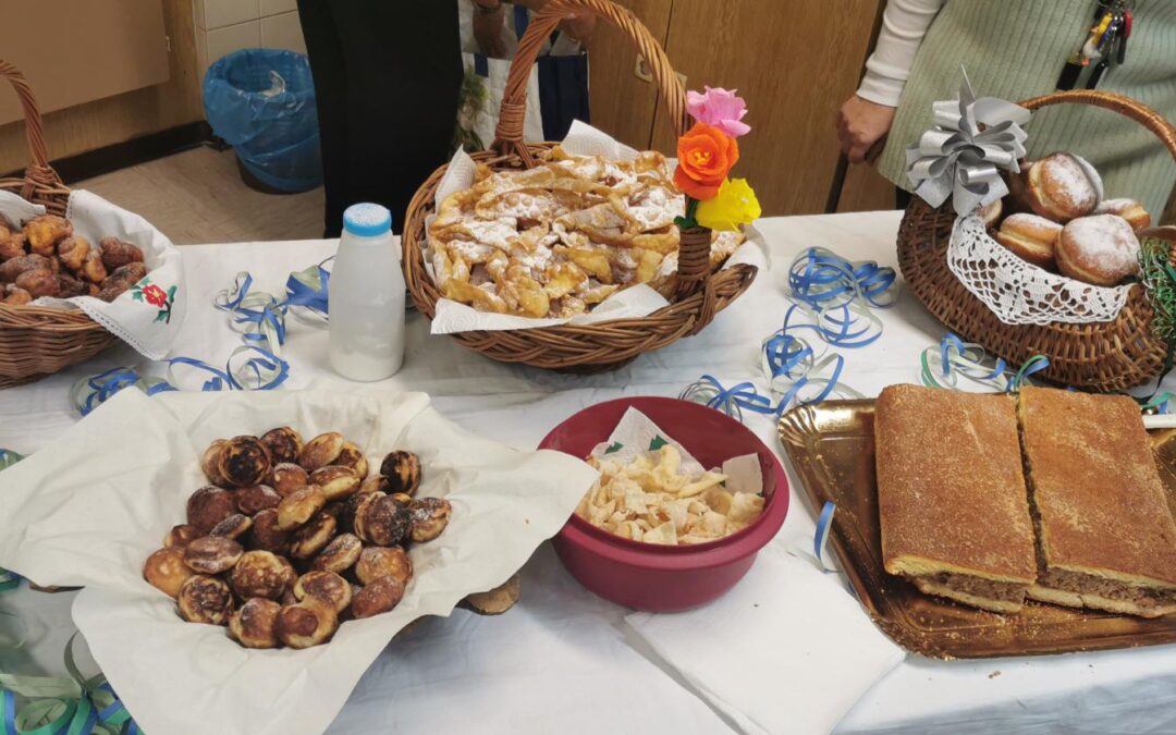 PREDSTAVLJANJE PUSNIH OBIČAJA I HRANE 