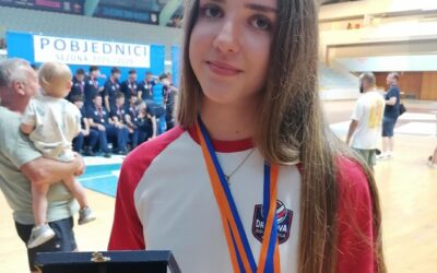 PAULINA KELAVA PONOVNO PROGLAŠENA NAJBOLJOM ODBOJKAŠICOM PGŽ-A 